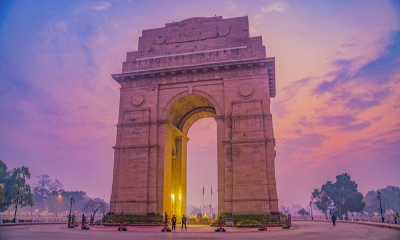 India Gate at dawn, Delhi